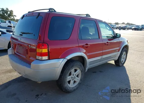 2006 Ford Escape Hybrid from USA, damaged, VIN 1FMCU95H86KB21095